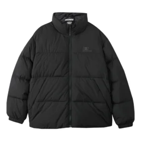 Chaqueta de plumón con logotipo impreso «Black»