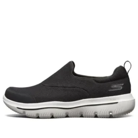 Zapatos de running Go Walk Evolution Ultra, color negro