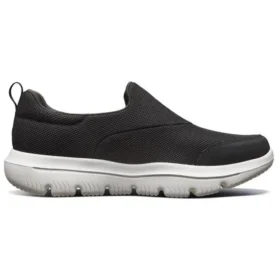 Zapatos de running Go Walk Evolution Ultra, color negro
